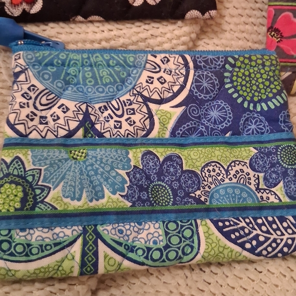 3 Vera Bradley Coin Purses In The Pattern Pirouette,Doodle Daisy,Jazzy Bloom - Picture 3 of 7